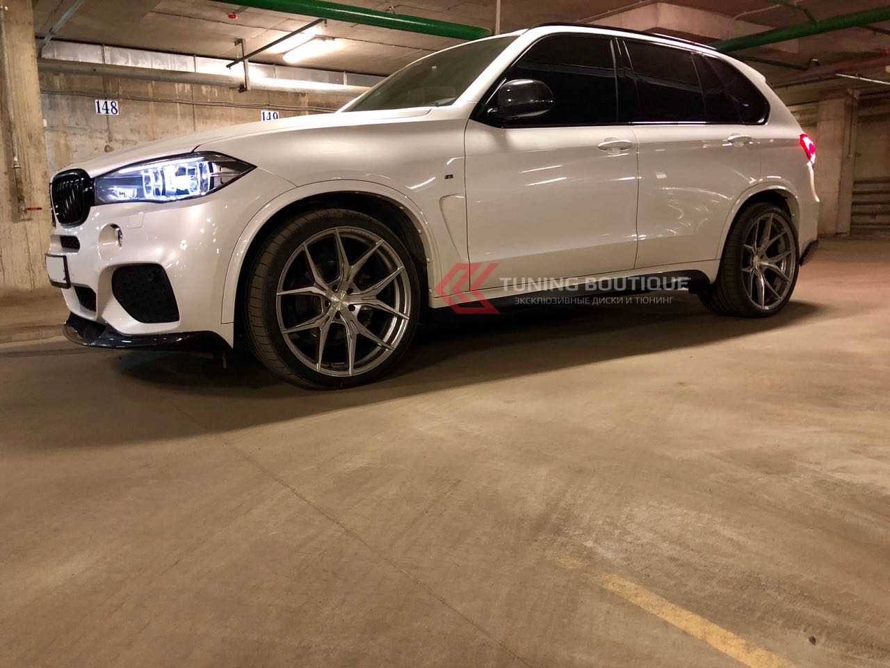 BMW X5 на 22" дисках Rohana RFX5 Brushed Titanium фото 4